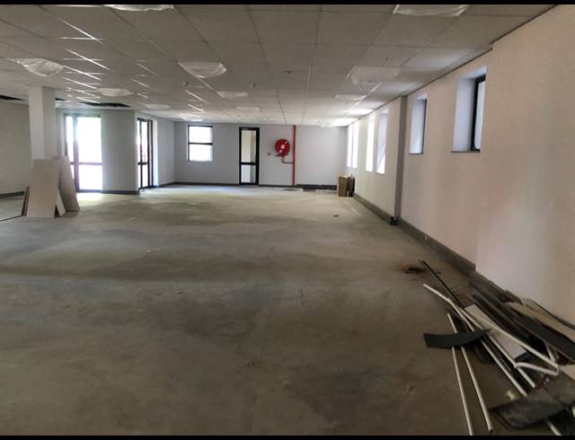 324M² OFFICE TO LET IN WAVERLEY